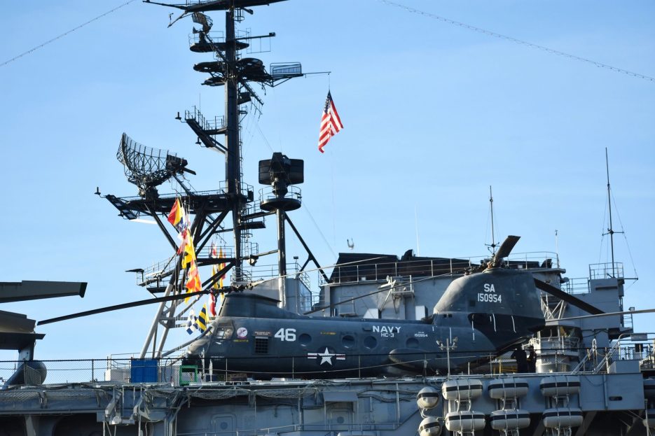 Trump signs memorandum to rebuild U.S. navy and maritime industrial base